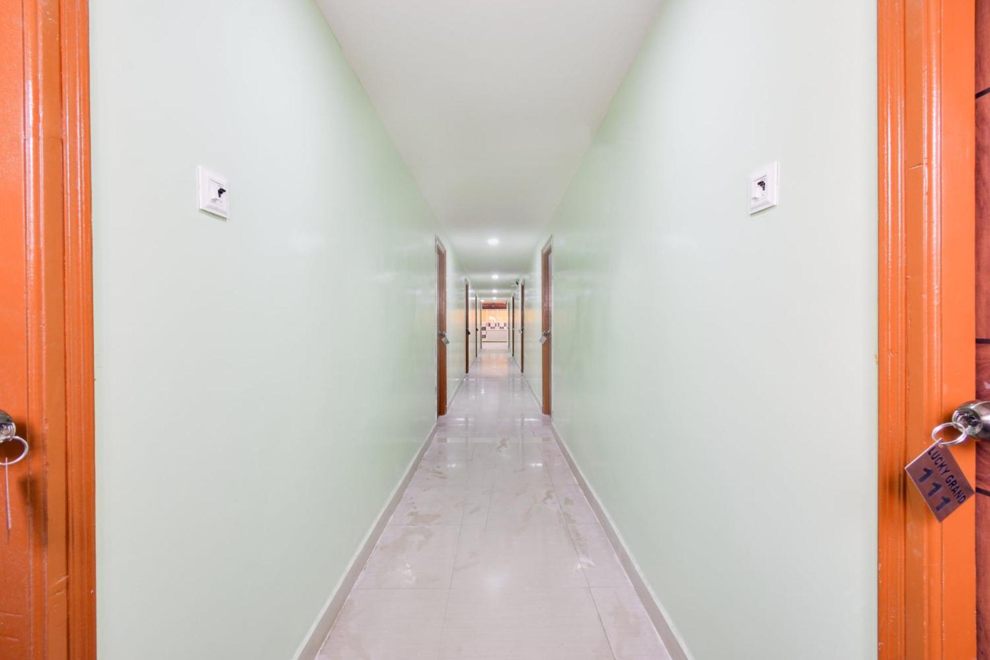 Hotel O Lucky Grand Χιντεραμπάντ Εξωτερικό φωτογραφία