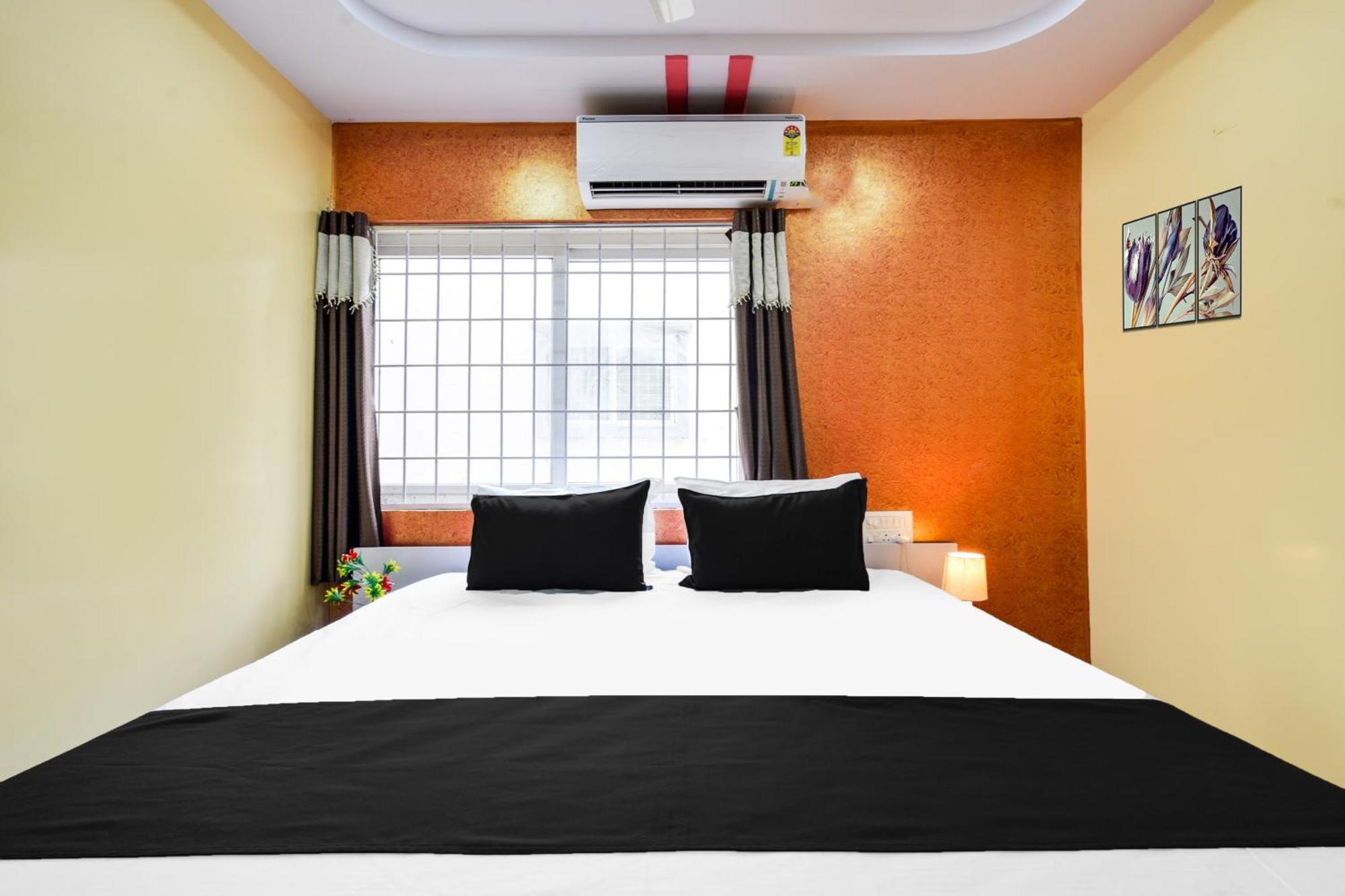 Hotel O Lucky Grand Χιντεραμπάντ Εξωτερικό φωτογραφία