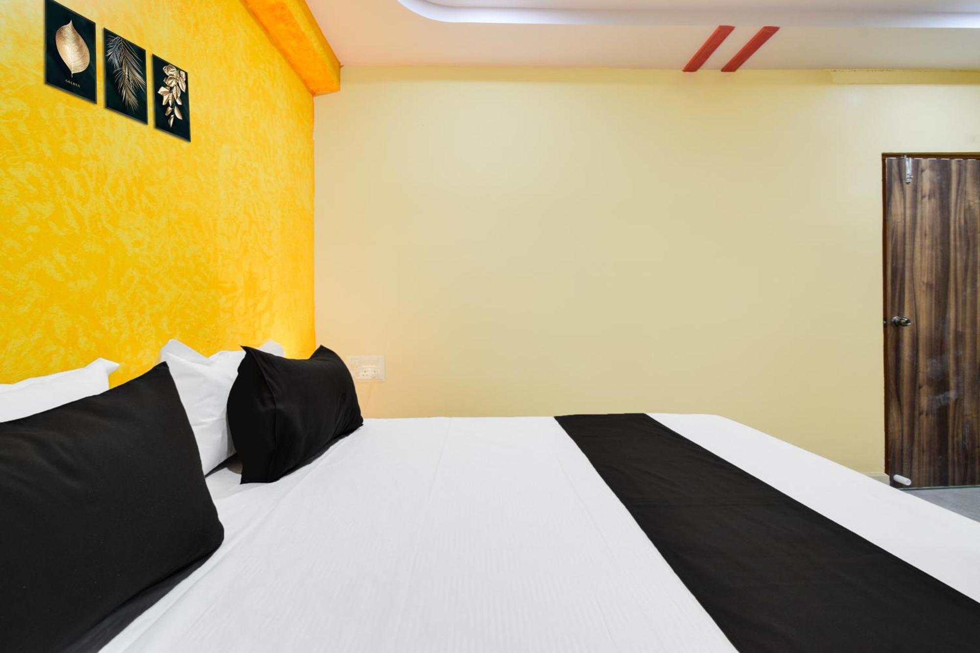 Hotel O Lucky Grand Χιντεραμπάντ Εξωτερικό φωτογραφία